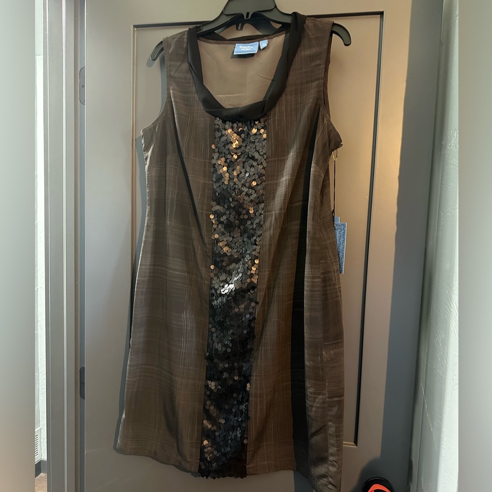 Very Wang gray dress won sequins going down front